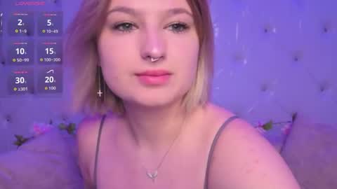 Snapshot of rheamoonn chatting on July 3, 2026, 1:01 am Grace online show from July 3, 2026, 1:01 am