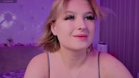 Snapshot of rheamoonn chatting on July 12, 2026, 1:40 am Grace online show from July 12, 2026, 1:40 am