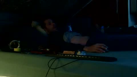 rhumgom40 online show from December 11, 2024, 2:22 pm