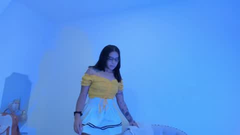 Snapshot of riby_ chatting on May 20, 2026, 6:36 pm riby online show from May 20, 2026, 6:36 pm