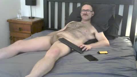 Snapshot of ric_1999 chatting on March 5, 2026, 5:58 am Ric online show from March 5, 2026, 5:58 am