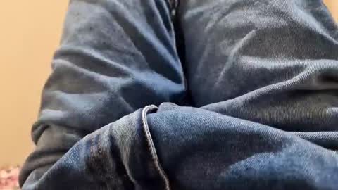 Snapshot of ricard440 chatting on January 13, 2025, 1:02 am ricard440 online show from January 13, 2025, 1:02 am