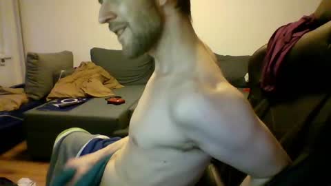 Snapshot of ricciardio chatting on June 11, 2026, 2:53 am ricciardio online show from June 11, 2026, 2:53 am