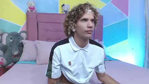 rich and kitty  online show from February 5, 2025, 2:29 am