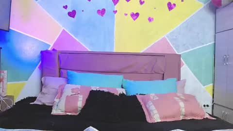 rich and kitty  online show from September 16, 2025, 4:13 am