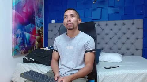 richar_voller online show from December 13, 2024, 11:23 am