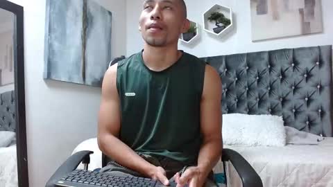 Snapshot of richar_voller chatting on March 9, 2026, 11:14 am richar_voller online show from March 9, 2026, 11:14 am