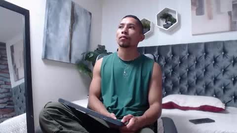 Snapshot of richar_voller chatting on March 26, 2026, 11:27 am richar_voller online show from March 26, 2026, 11:27 am