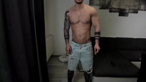 RichardDarell online show from March 4, 2026, 6:52 am