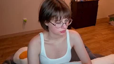 Snapshot of richardlundsten chatting on June 4, 2026, 6:47 pm Luna online show from June 4, 2026, 6:47 pm