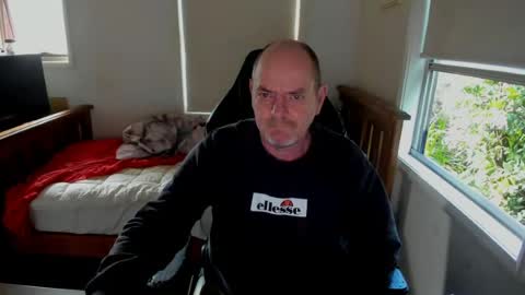 richie_de online show from July 16, 2026, 4:29 am