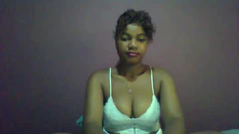 ricie001 online show from April 13, 2026, 8:31 am