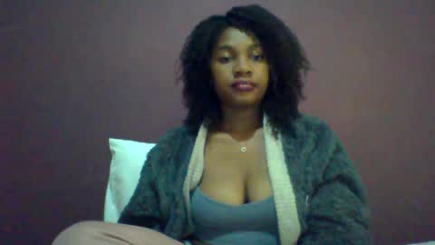 Snapshot of ricie001 chatting on July 2, 2026, 10:21 am ricie001 online show from July 2, 2026, 10:21 am