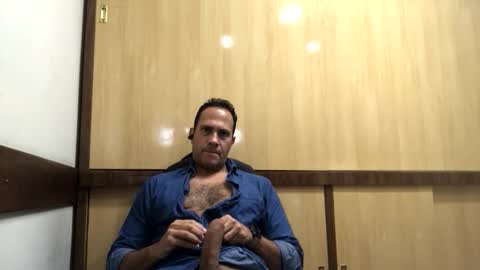 Snapshot of rick503835 chatting on June 9, 2026, 3:23 pm Rick Arian online show from June 9, 2026, 3:23 pm