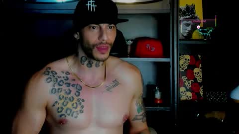 Snapshot of rickg_oficial chatting on October 20, 2025, 11:38 pm RICKG online show from October 20, 2025, 11:38 pm