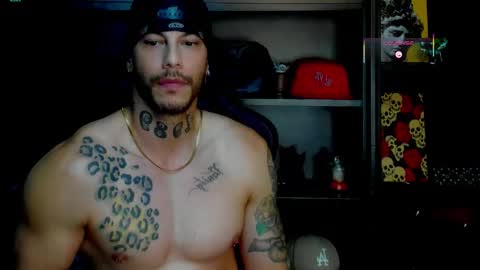 Snapshot of rickg_oficial chatting on October 22, 2025, 12:11 am RICKG online show from October 22, 2025, 12:11 am