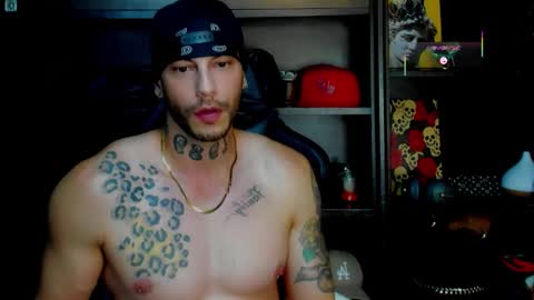 Snapshot of rickg_oficial chatting on October 26, 2025, 12:49 am RICKG online show from October 26, 2025, 12:49 am