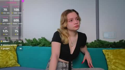 Snapshot of rickietujague chatting on April 6, 2026, 1:03 am Violetta online show from April 6, 2026, 1:03 am