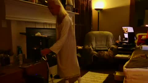 PINK HOLE TWINK online show from February 7, 2025, 8:11 am