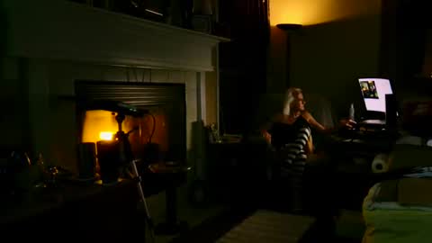 PINK HOLE TWINK online show from February 9, 2025, 4:57 am