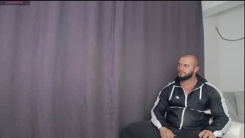 rickymiami1 online show from November 4, 2025, 5:12 pm