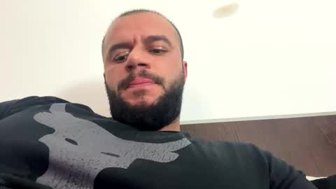 rickymiami1 online show from November 19, 2025, 8:42 pm