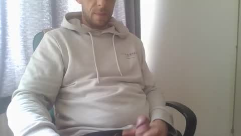 ricooo465 online show from February 14, 2026, 12:13 pm