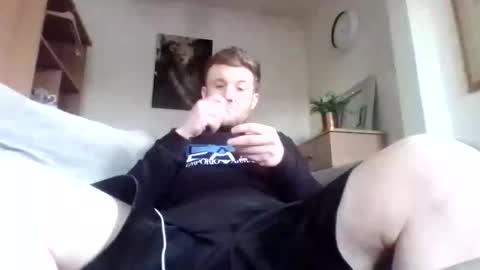 Riggler100 online show from November 3, 2025, 3:13 pm