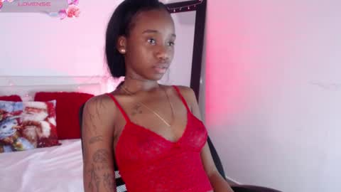 Snapshot of rihana_hot01 chatting on December 14, 2024, 3:07 am ri ri online show from December 14, 2024, 3:07 am