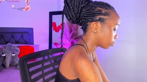 Snapshot of rihana_hot01 chatting on February 26, 2025, 12:27 am ri ri online show from February 26, 2025, 12:27 am