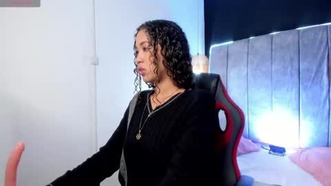 Snapshot of rihanna_brooks chatting on March 4, 2025, 3:33 am Rihanna online show from March 4, 2025, 3:33 am