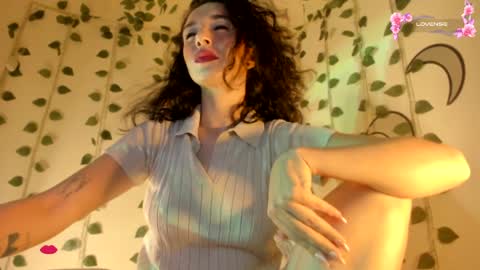 Independent model online show from December 6, 2024, 1:18 am