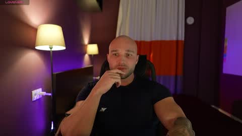 rikadler online show from April 22, 2026, 2:40 pm