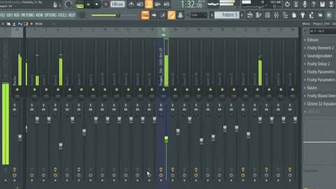 Snapshot of riki_lesensuel chatting on November 1, 2025, 9:39 pm Riki online show from November 1, 2025, 9:39 pm