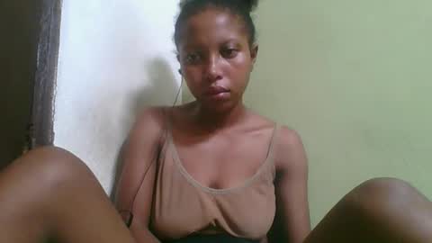 Snapshot of rinah654271 chatting on March 1, 2026, 7:10 am rinah654271 online show from March 1, 2026, 7:10 am