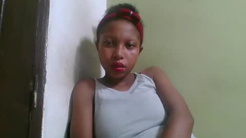 rinah654271 online show from March 25, 2026, 4:18 am