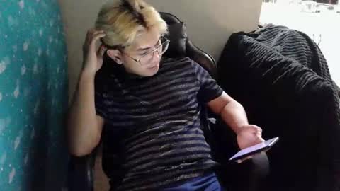 ririhoee online show from March 24, 2026, 7:19 pm