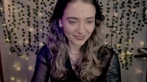 risha_laass online show from February 1, 2025, 7:23 pm