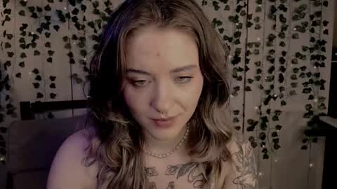 risha_laass online show from February 15, 2025, 10:31 pm