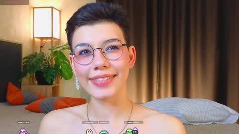 Snapshot of riskyteasse chatting on December 14, 2024, 1:38 pm Agnes online show from December 14, 2024, 1:38 pm