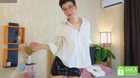 Snapshot of riskyteasse chatting on March 7, 2025, 7:52 am Agnes online show from March 7, 2025, 7:52 am