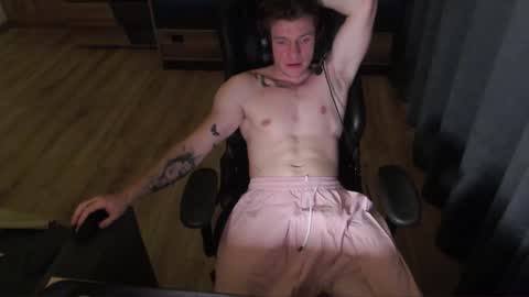 risuo online show from September 19, 2025, 10:32 pm