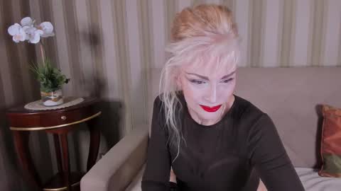 rita_farell online show from March 12, 2026, 12:06 am