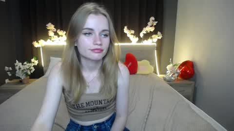 Snapshot of ritakiskis chatting on May 15, 2026, 7:32 pm ritakiskis online show from May 15, 2026, 7:32 pm