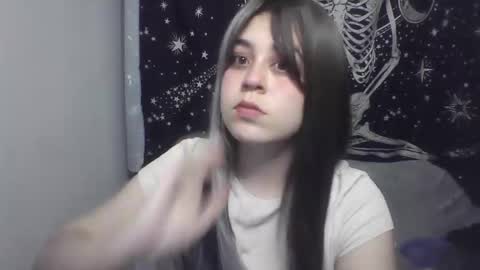 Snapshot of rivadeneira222 chatting on September 24, 2025, 8:50 am PeachSalinger online show from September 24, 2025, 8:50 am