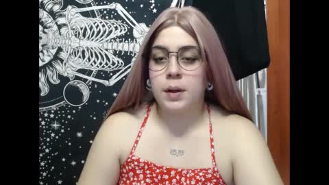 Snapshot of rivadeneira222 chatting on October 2, 2025, 3:57 am PeachSalinger online show from October 2, 2025, 3:57 am