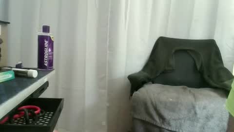 rj8090 online show from October 11, 2025, 6:17 pm