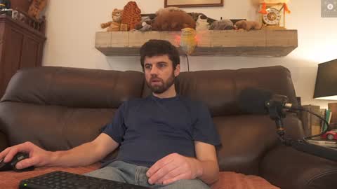 Ryan aka KeylimeRy online show from January 7, 2025, 3:02 pm