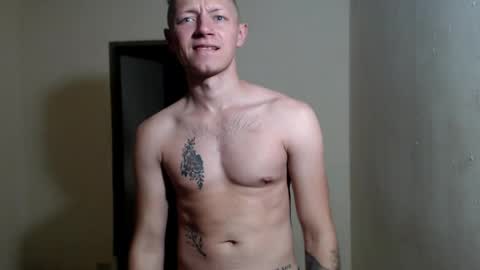 RoastingCorn online show from April 16, 2026, 2:12 am