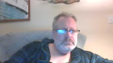 rob872217 online show from January 17, 2025, 1:03 pm